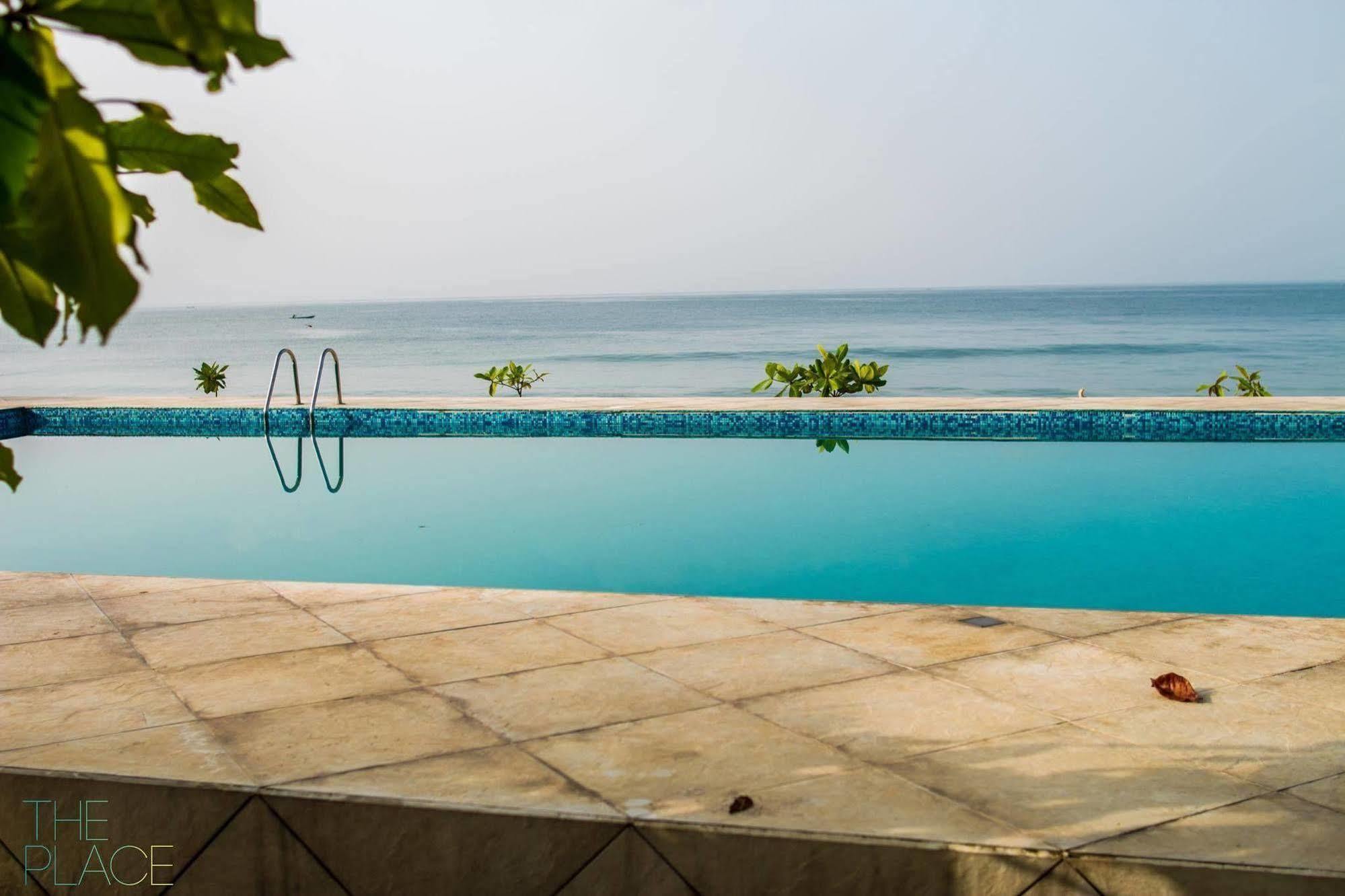 The Place Resort At Tokeh Beach 프리타운 외부 사진