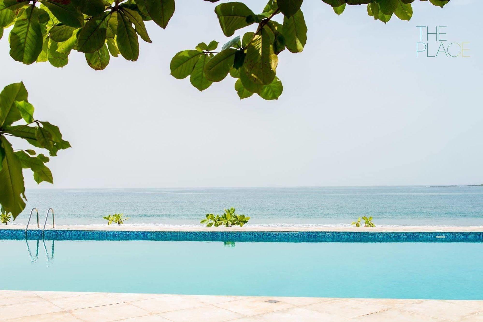 The Place Resort At Tokeh Beach 프리타운 외부 사진